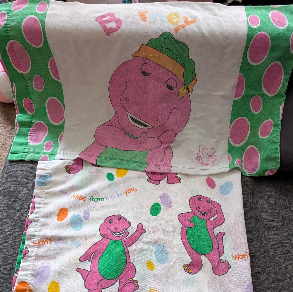 Vintage 1992 Barney Pillowcase & Twin Size Flat Sheet & Fitted Sheet!
